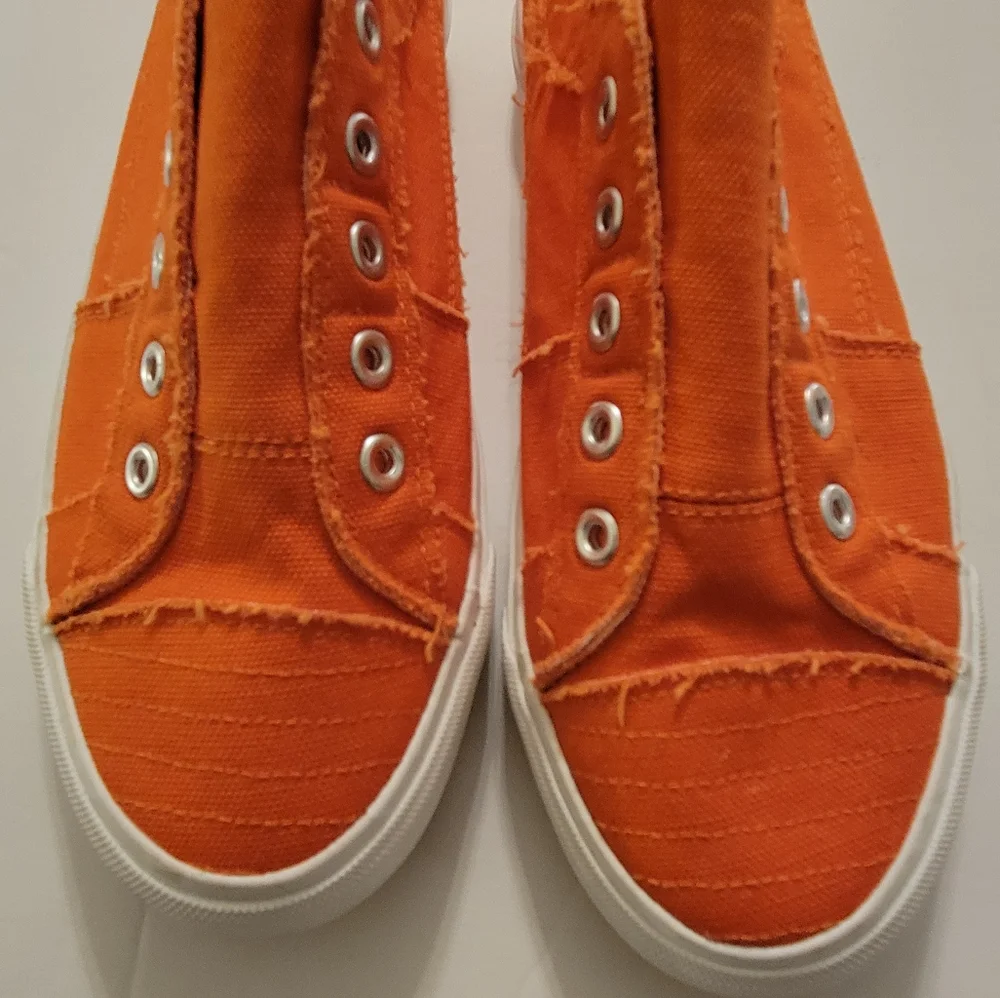 CORKYS WOMEN"S BABALU SLIP-ON SNEAKERS - Picture 2 of 16